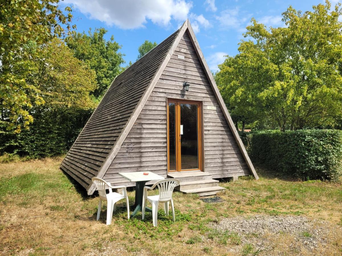 Camping Les Hirondelles Bourg-Sainte-Marie Zewnętrze zdjęcie