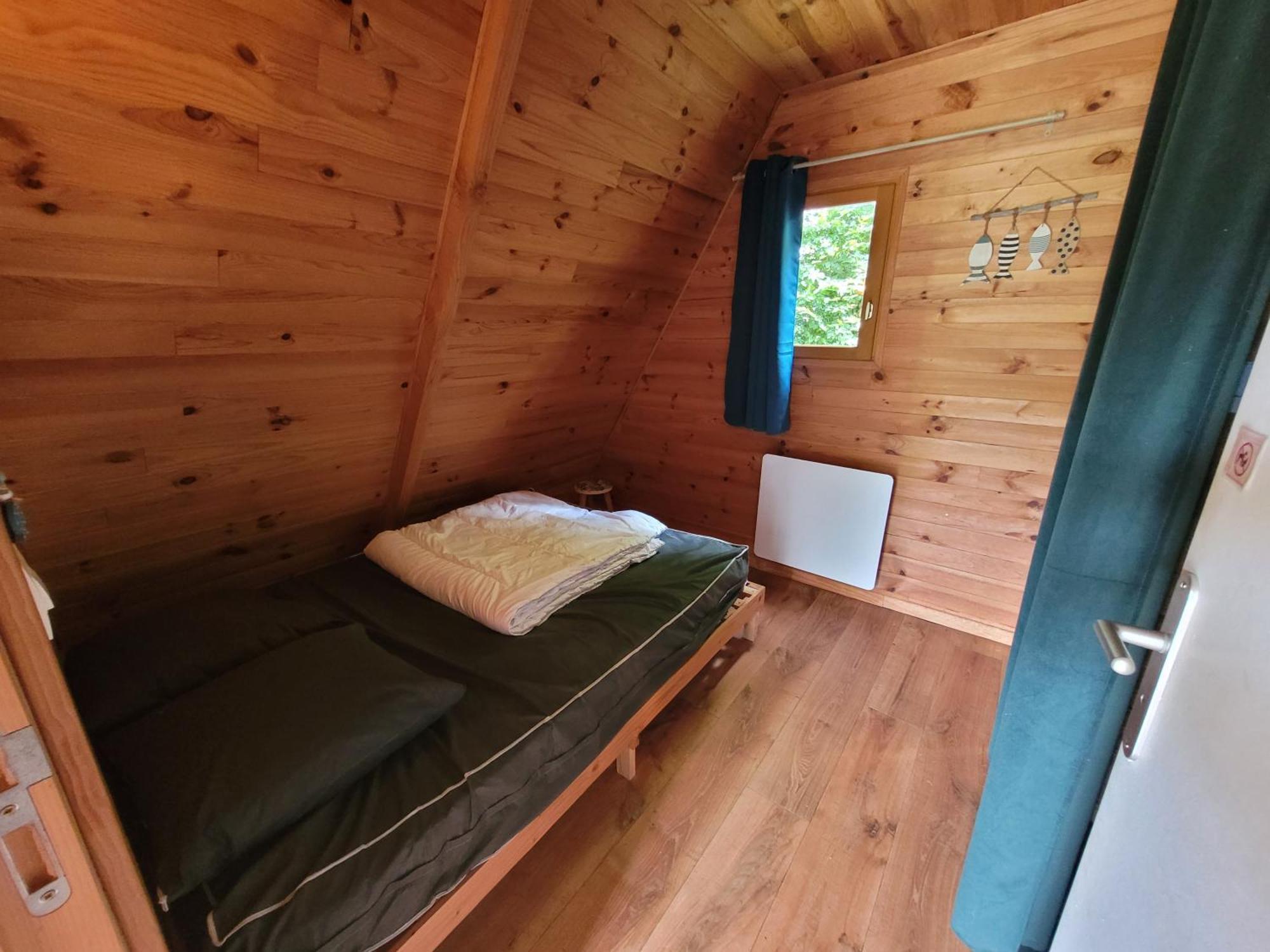 Camping Les Hirondelles Bourg-Sainte-Marie Zewnętrze zdjęcie