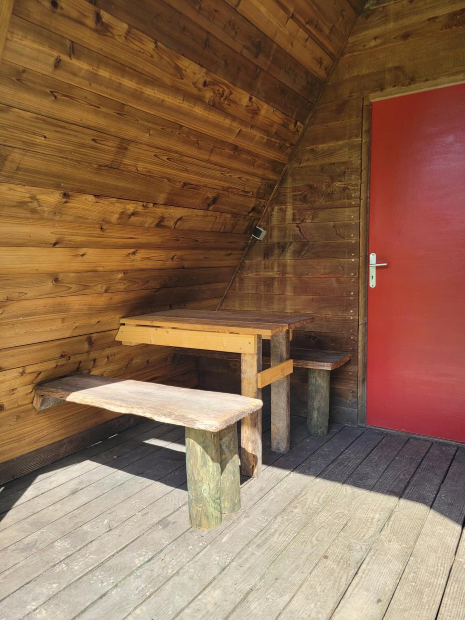 Camping Les Hirondelles Bourg-Sainte-Marie Zewnętrze zdjęcie