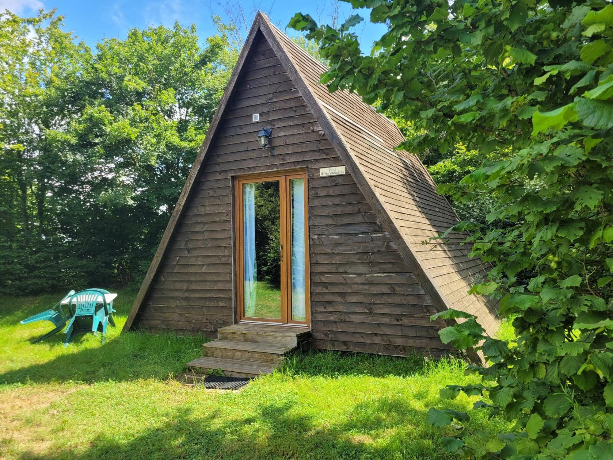 Camping Les Hirondelles Bourg-Sainte-Marie Zewnętrze zdjęcie