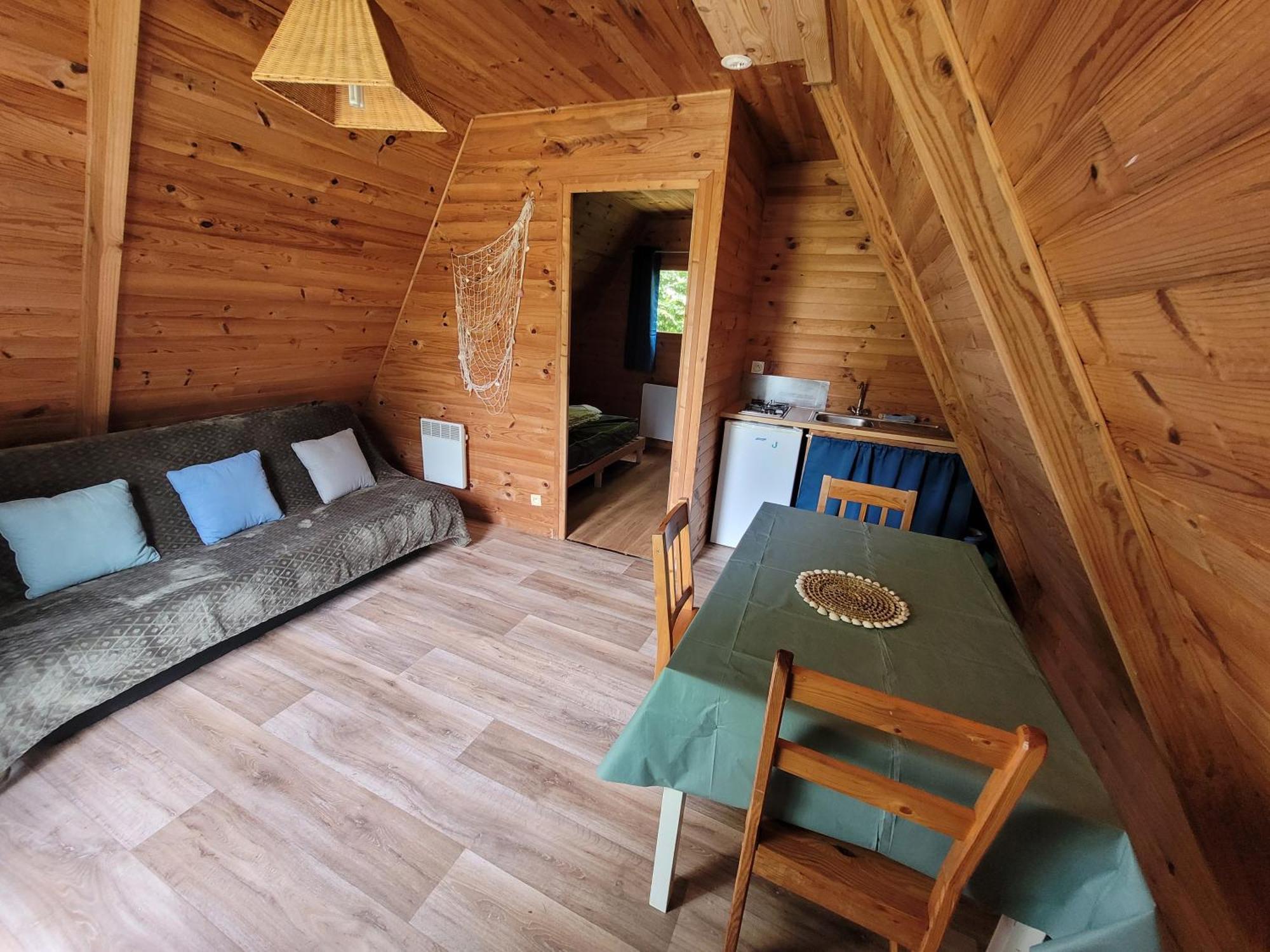 Camping Les Hirondelles Bourg-Sainte-Marie Zewnętrze zdjęcie