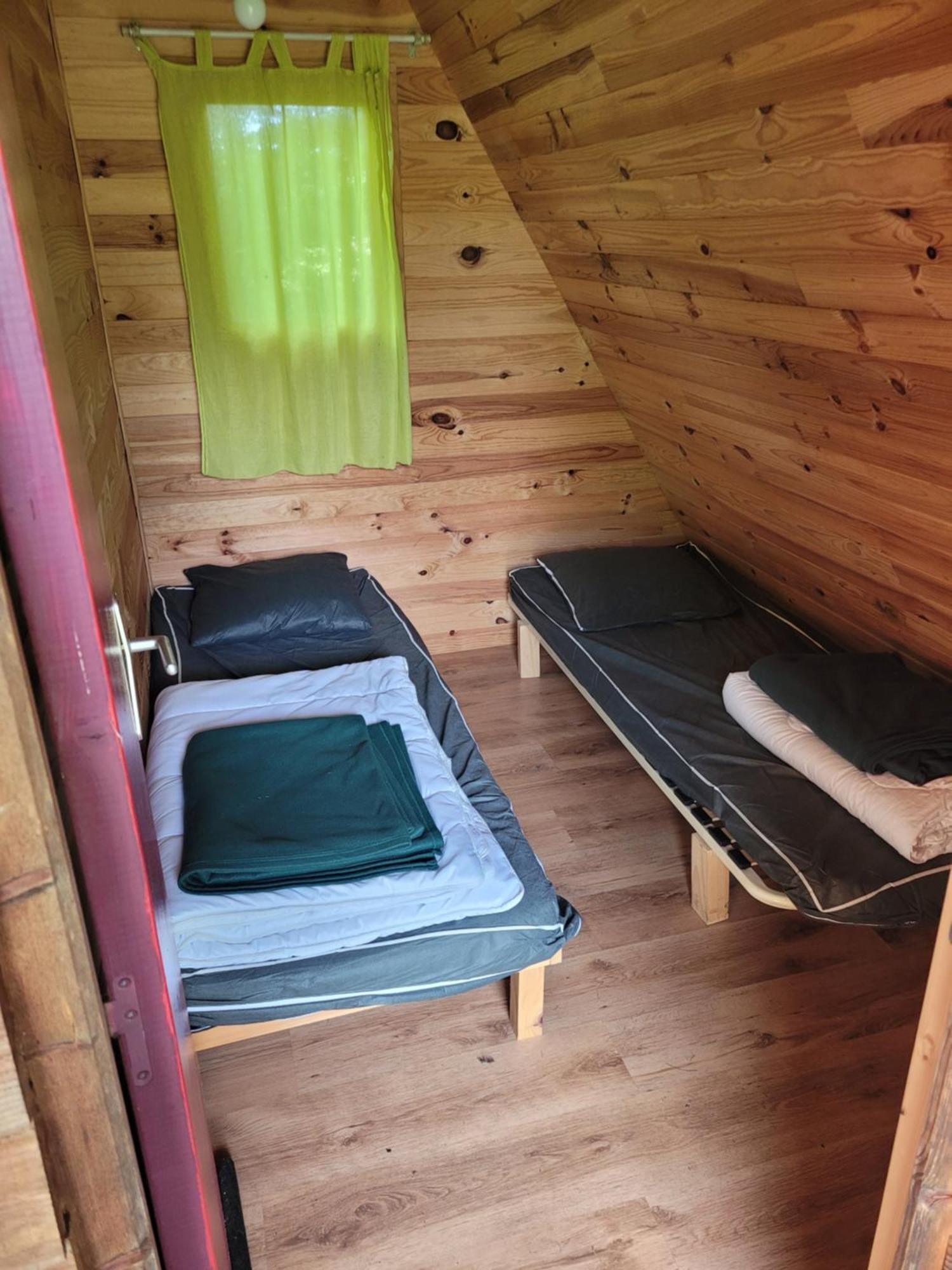 Camping Les Hirondelles Bourg-Sainte-Marie Zewnętrze zdjęcie