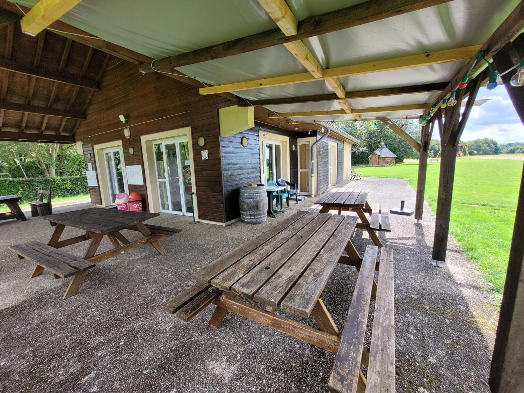 Camping Les Hirondelles Bourg-Sainte-Marie Zewnętrze zdjęcie