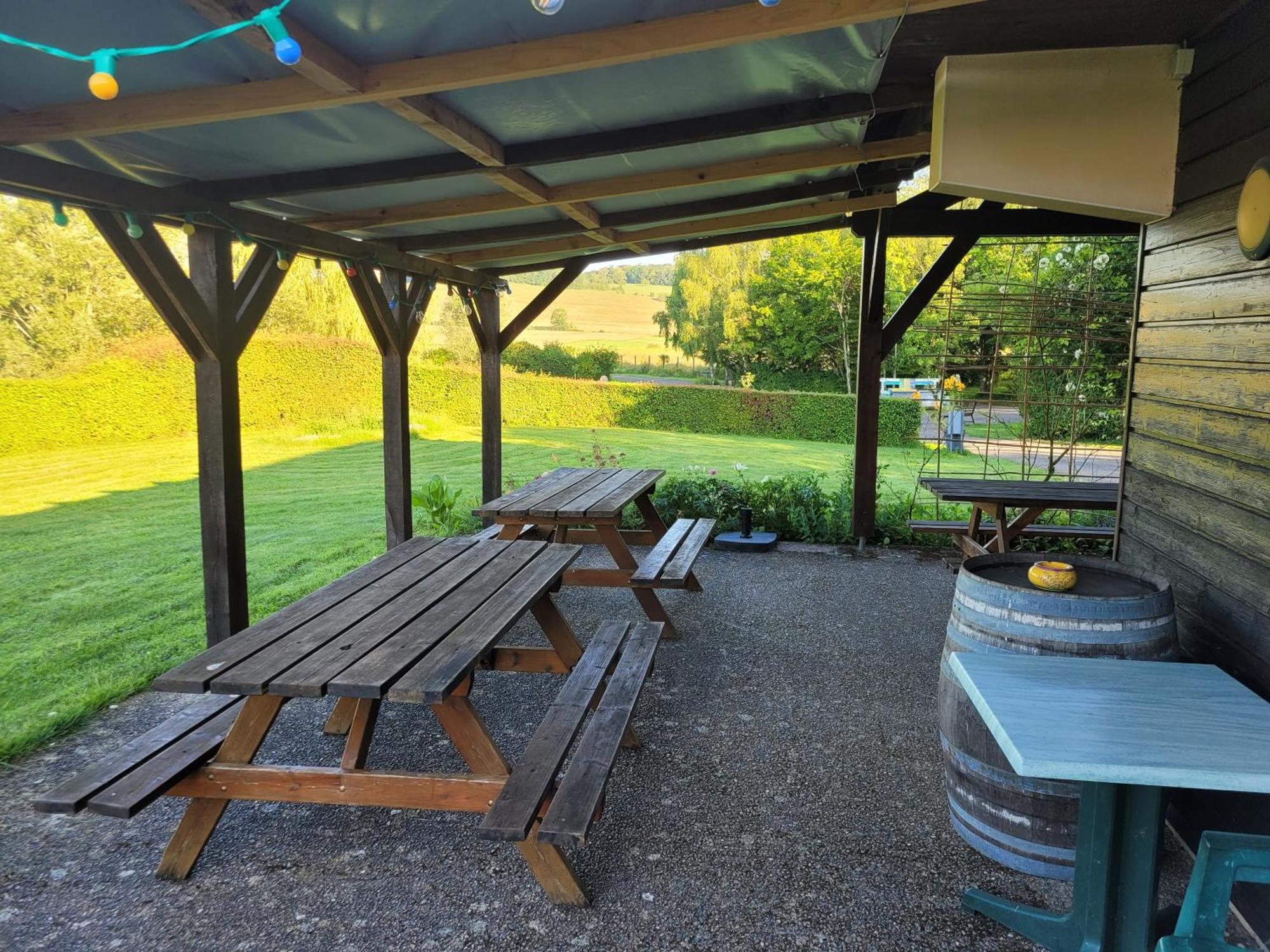 Camping Les Hirondelles Bourg-Sainte-Marie Zewnętrze zdjęcie